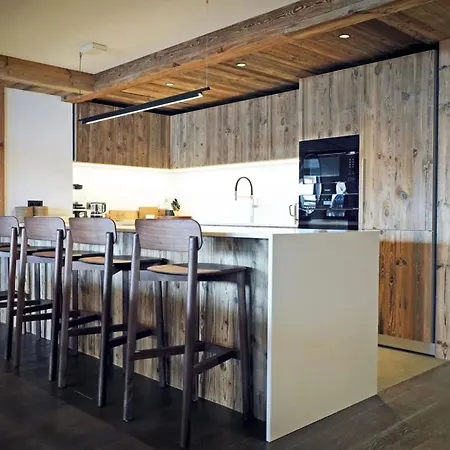 Cozy Mountain With Free Private Parking Wifi Apartamento Tromsø